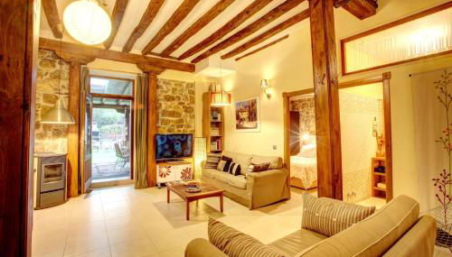 Casa Rural Siguenza Domus 200m2 de Vivienda y Exterior - Foto 1