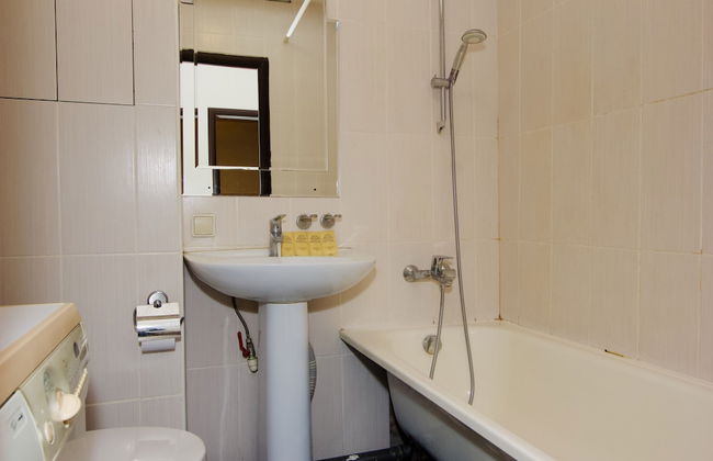 LUXKV Apartment on Gerasima Kurina - Photo 10