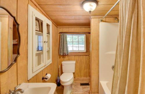 Pinnacle Mountain Falls Sunset Cottage with Deck - Foto 15