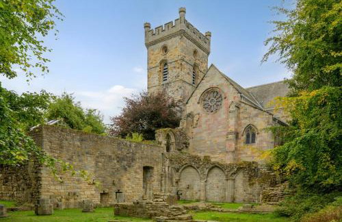 Historic 1BR Home in Culross Near Filming Sites - Foto 65