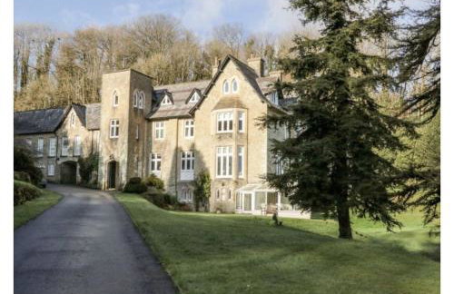 Sheplegh Court Charming Cottage and Pools within Stunning Grounds - Photo 24