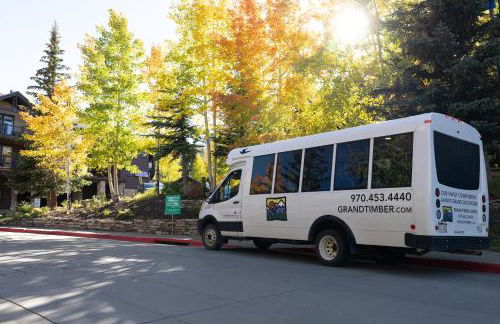 Ski in Ski out Resort Breckenridge 1BR 2Beds Parking, Resort Shuttle & Amenities - Foto 58