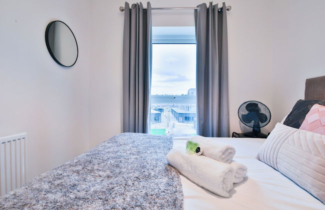 2 Bed Flat with Parking Near Waterfront - Foto 17