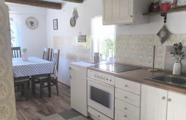 Old house by the stream - Photo 16