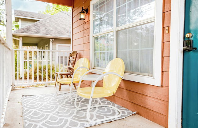 Quiet 2 Story Walkable to East Side Eateries - Foto 20