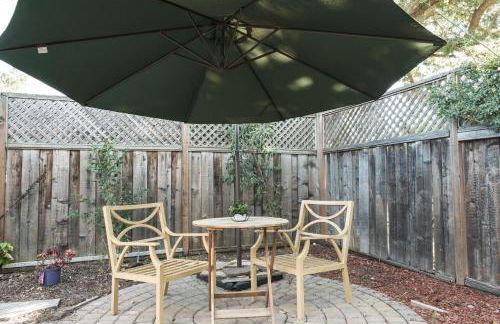 Serene Escape 2BD Private Patio & Firepit near Stanford - Foto 56