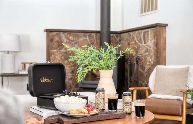 Quiet River Bend Cabin by Avantstay 35 Mins to Mt Bachelor 10 Mins to Town Centre Hot Tub - Foto 6