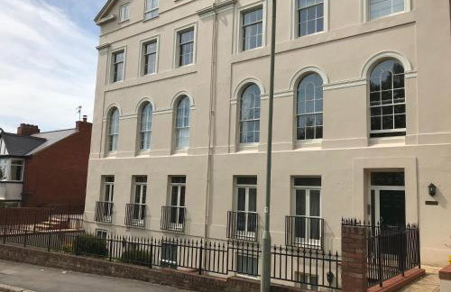 Luxury City Centre Apartment, Exeter. - Photo 2