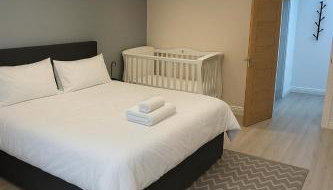 Spacious Apartment, steps away from Heaton Park - Foto 1
