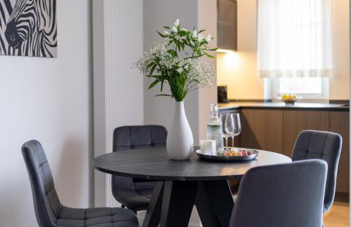 Wielopole Top Floor Apartments by Hostly - Foto 11