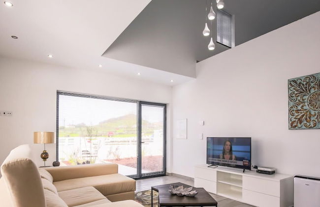 Silver Gate Home in Nossa Senhora do Pilar - Photo 33