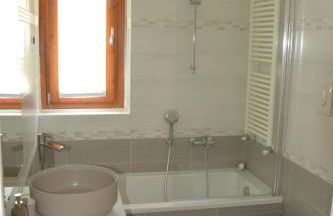 Cantaria Apartments Argegno - Lakeview Terrace & Pool - Photo 15