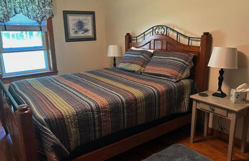 Lake Access! Twin Birch Resort - Kodiak Cabin - Foto 25