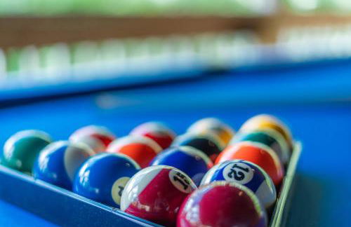 Leaf Peeper's - HUGE deck, pizza oven, Pac-man! - Photo 19