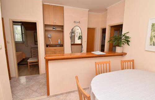2 bedroom apartment with garden - Foto 4