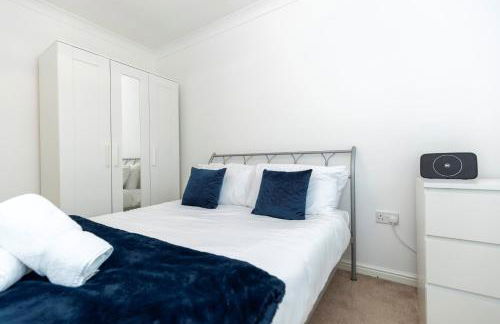 Spacious 3-Bed Home – Family Contractor Friendly - Foto 9