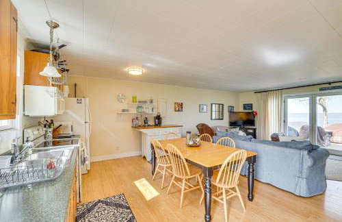 Lake Champlain Family Retreat with Deck and Yard - Foto 4