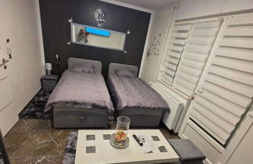 ENA 1&2 apartments-free parking 2200 m2-truck,trailer,boats friendly-EASY D1 access - Foto 16