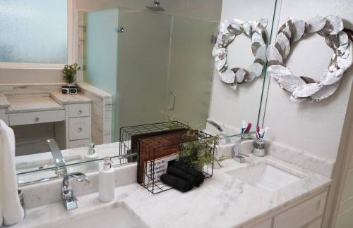 The Haven on Loveless Street with Game Room - Foto 31