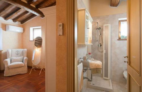 Apartment Wunderschöne Wohnung in Cortona mit Großer Terrasse by Interhome - Foto 27