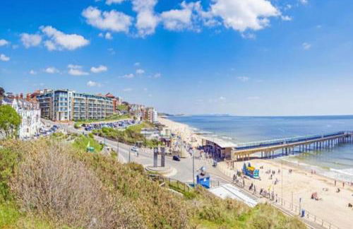 Pier View Retreat - 5 Mins Walk to Beach - Sea Views With Parking - Photo 23