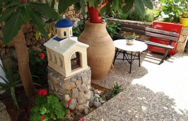 Psaras Apartments - Photo 21