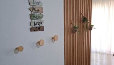 Emi's House - Photo 3