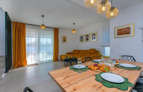 Modern Casa di Lucija with heated pool, near Airport, own parking - Foto 38