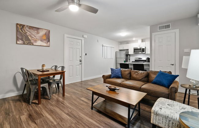 Stylish 2BR Near UT Highland Evonify - Foto 23