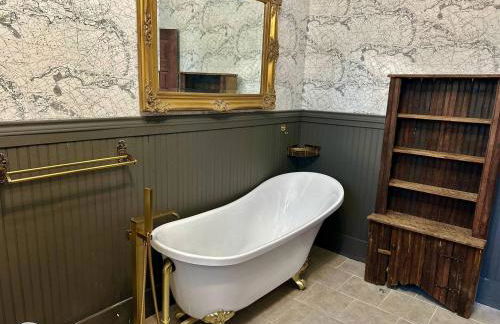 The Bonnet House - Photo 49