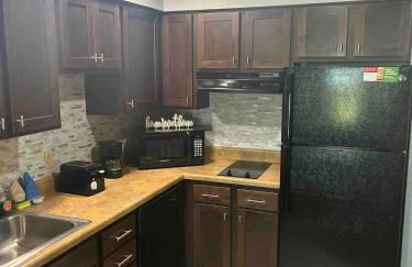 Condo near Disney Springs-Free shuttle to Parks - Foto 65