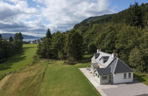 Middleton Farmhouse - Photo 23