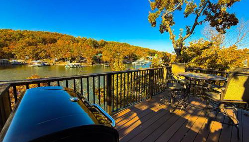 Lakefront Home-3BD25BADockGrillFirepitPool - Foto 2