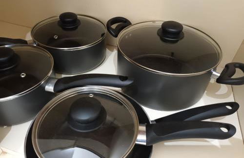 Silverlight's Place - 2BR Home in Central Oldbury - Foto 16