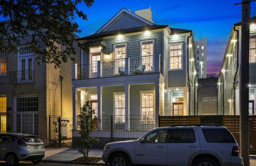 Hosteeva Amazing 4 BR Modern Condo with Balcony Near Frnch Quarter - Foto 72