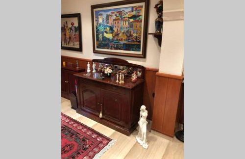 Casa en GRANADA con hermoso jardín, parking calle - Foto 15