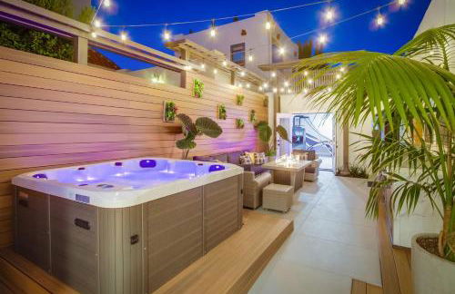 Ultimate Getaway: Spa Game Rooms Firepit Views - Foto 13