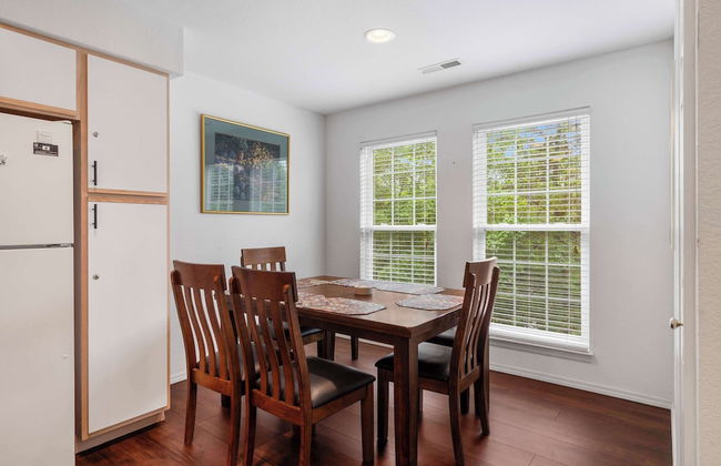 Lake Hideaway Waterfront Condo w/ Resort Perks! - Photo 25