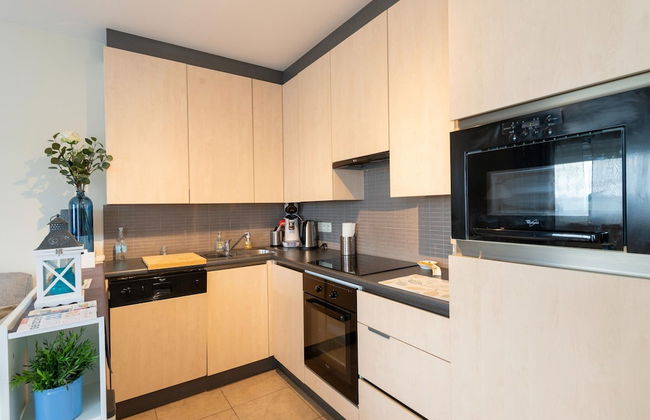 Charming Waterside Getaway - Foto 10