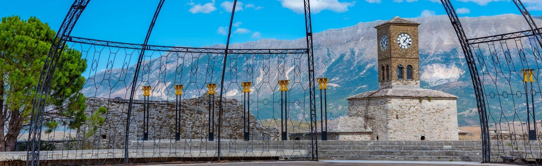 Excursion à Gjirokastra et au Château de Lëkurësi