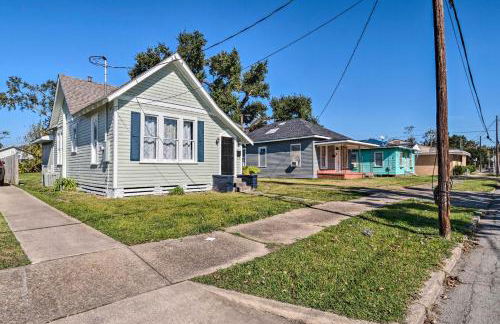 Lake Charles Cottage with Fireplace and Yard! - Foto 24