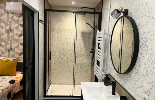 Escale au jardin des rêves terrasse parking privée 8 personnes - Foto 14