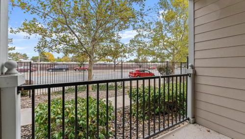 Luxury King Suite by the Lake - Entire Place - Photo 5