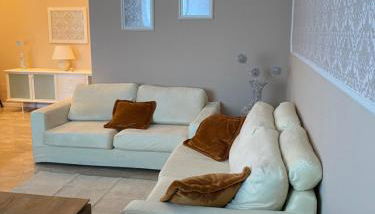 Bilocale di Prestigio a pochi passi a piedi dallo IEO 10 minuti in auto da HUMANITAS 15 minuti dal centro di Milano - Foto 2