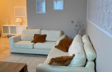 Bilocale di Prestigio a pochi passi a piedi dallo IEO 10 minuti in auto da HUMANITAS 15 minuti dal centro di Milano - Foto 2