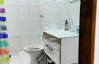 Casa térrea com piscina a 250 metros da praia - Foto 12