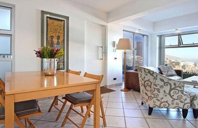 Holiday Apartment w Sea Views Pool CBT Suite - Photo 13