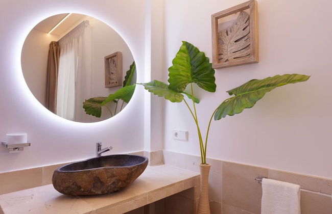 Villa With Salt Water Pool - Foto 24