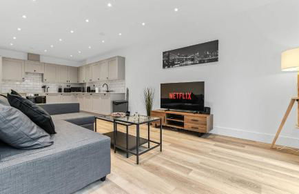 JD Apartments - Urban Retreat with Patio - Foto 1