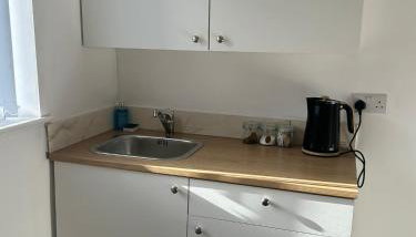 Large 6-Bedroom Family Home in Willenhall - Foto 3